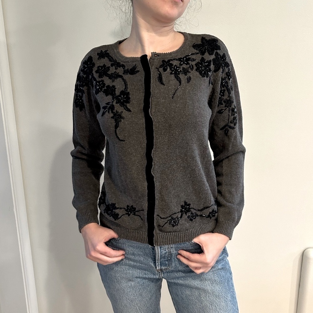 VTG Tiara international embroidered button down cardigan size S